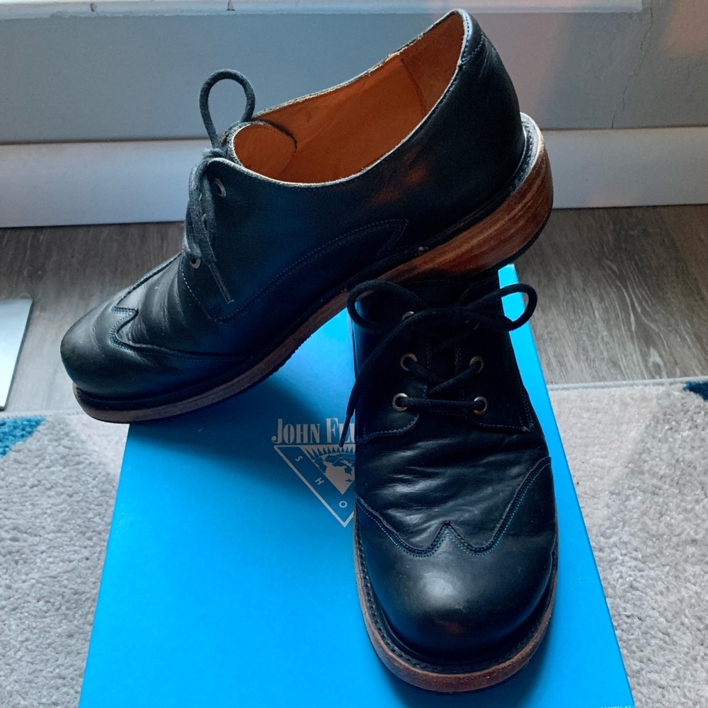 John Fluevog Vernon in black size 11